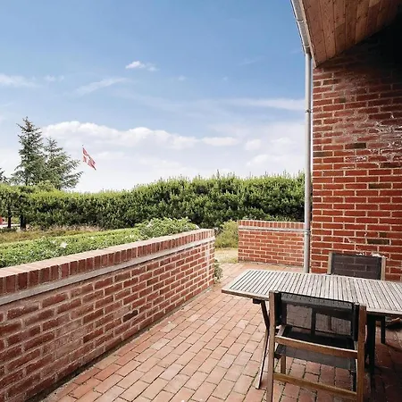 Four-bedroom Holiday In בית נופש אבלטופט